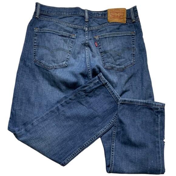 Levi's 505 Jeans Mens Size 34X30 Straight Relaxed Fit Whiskers Medium Wash Denim - Picture 4 of 10